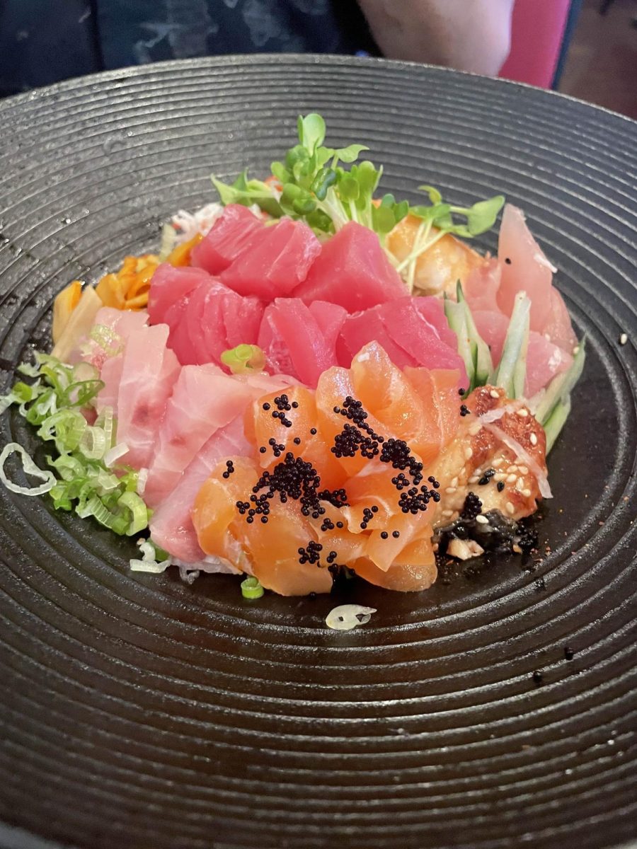 Chirashi bowl