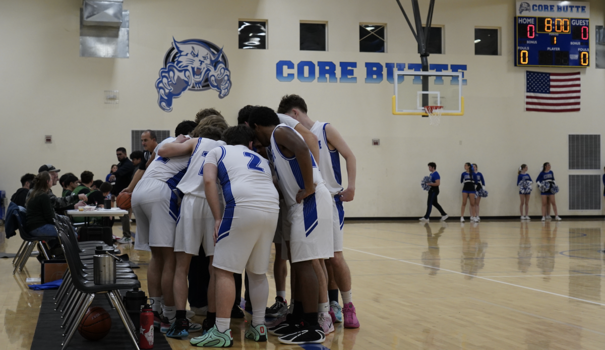 CORE Butte Basketball Splits Triple-Header at Los Molinos