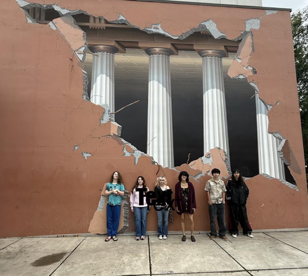 Advanced Art Class Tours Chico State's Fine Arts Program.